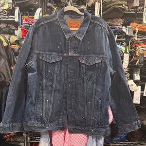 Levi's Men's Dark Blue Denim Jacket With Paint Splatter